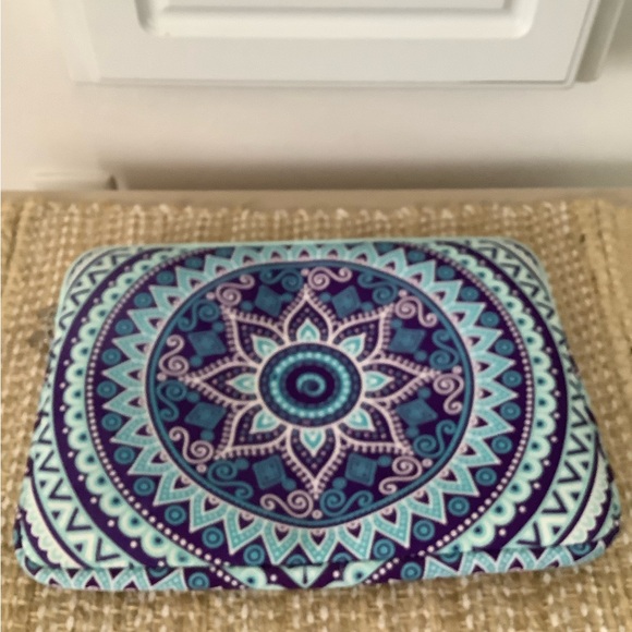 Anchor Sleeve for laptop - Picture 2 of 5